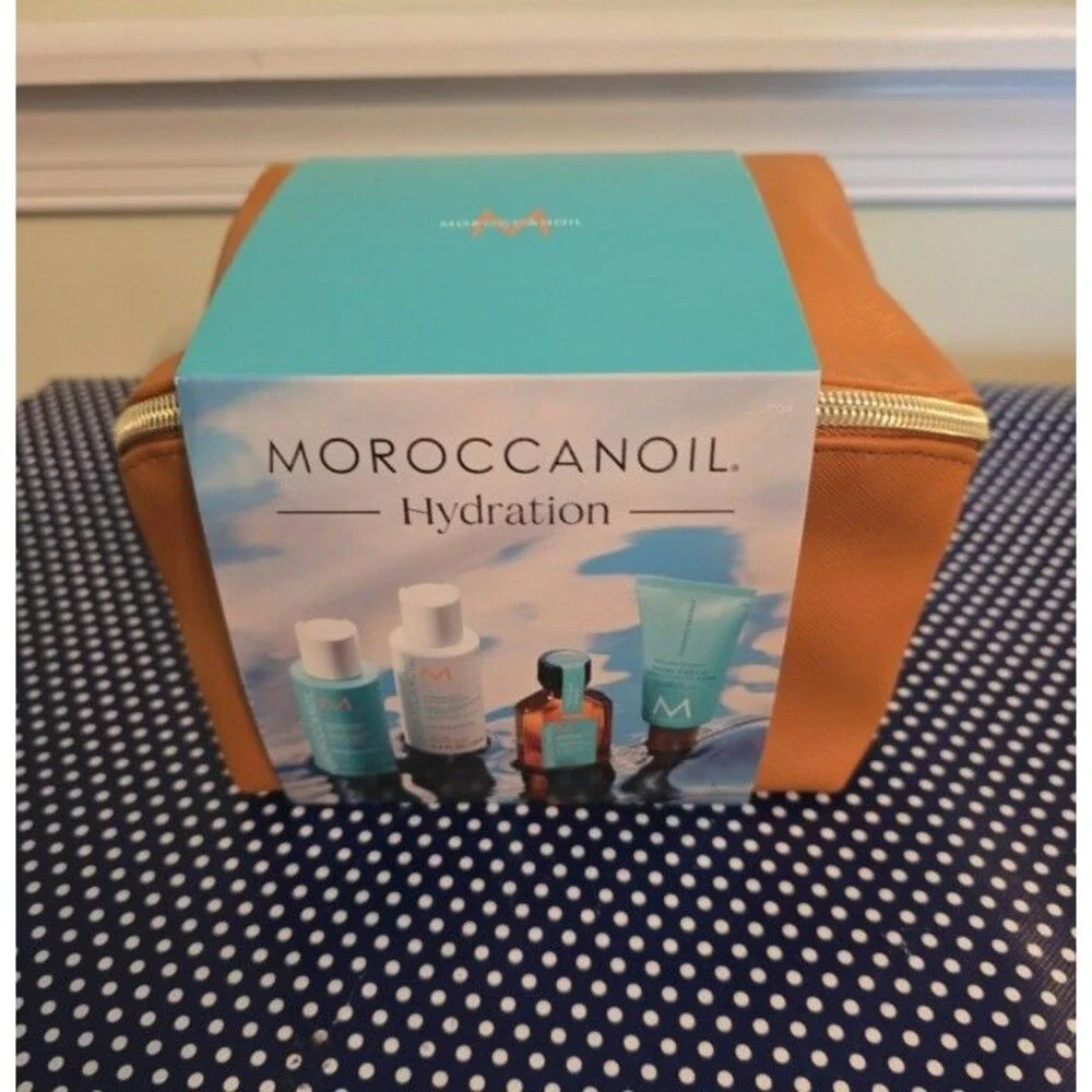 Moroccanoil Travel Set of 4 plus bag NEW